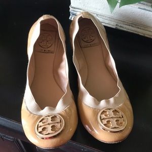 TORY BURCH FLATS!!